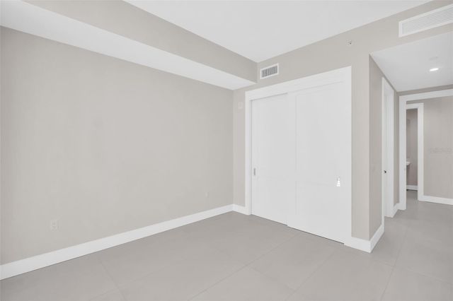 275 1ST AVENUE S 1104, St Petersburg, FL 33701