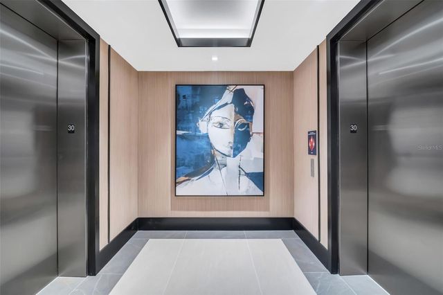 275 1ST AVENUE S 1104, St Petersburg, FL 33701