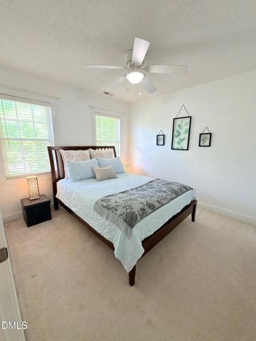 2100 Bridgeport Circle, Sanford, NC 27330