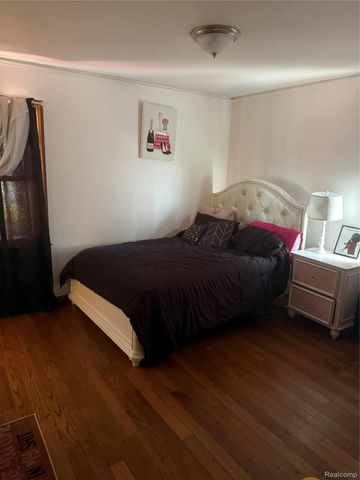 434 Moross Road, Grosse Pointe Farms, MI 48236