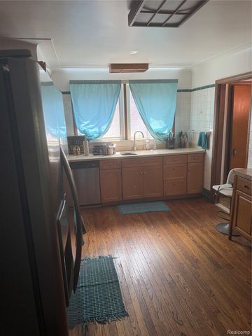 434 Moross Road, Grosse Pointe Farms, MI 48236
