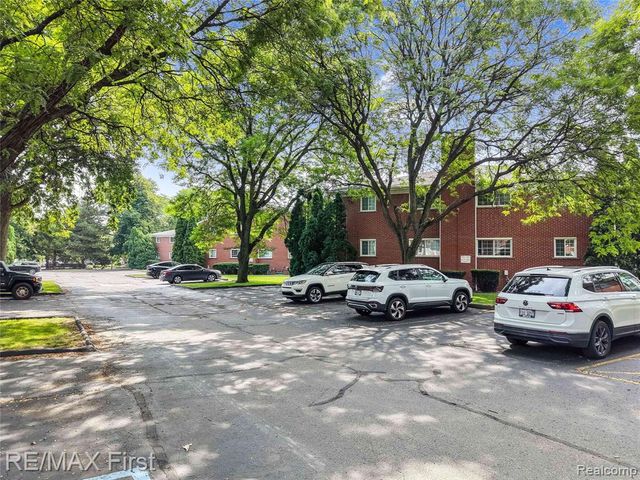 475 N Eton Street C2, Birmingham, MI 48009