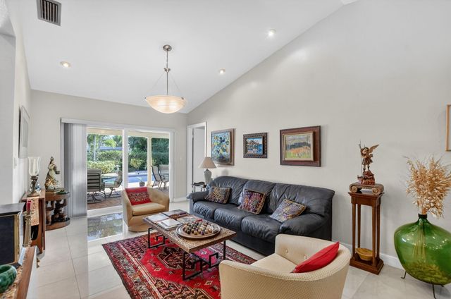 1966 SW 8th Avenue, Boca Raton, FL 33486