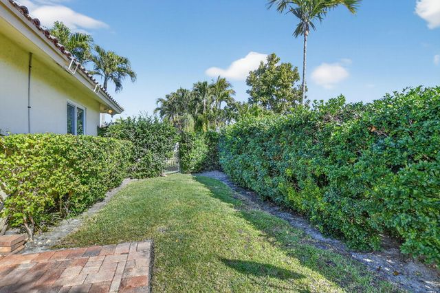 1966 SW 8th Avenue, Boca Raton, FL 33486