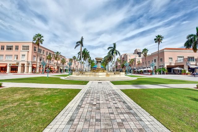 1966 SW 8th Avenue, Boca Raton, FL 33486