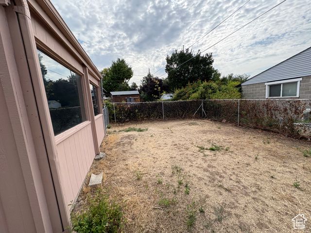 87 W 8710 S, Sandy, UT 84070