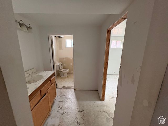87 W 8710 S, Sandy, UT 84070