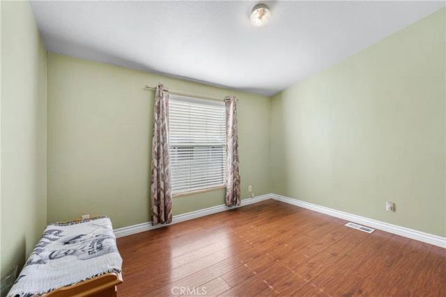 16079 Yarnell C35, Sylmar, CA 91342