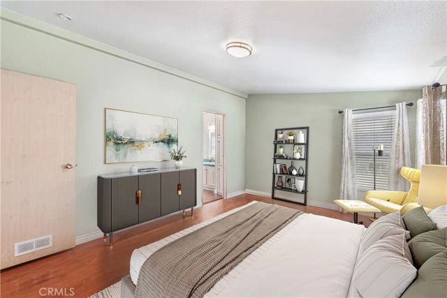 16079 Yarnell C35, Sylmar, CA 91342