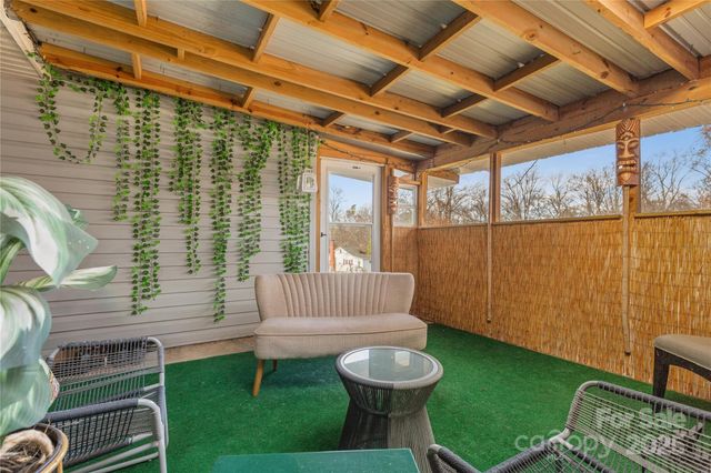 333 Oakview Park Road, Asheville, NC 28803