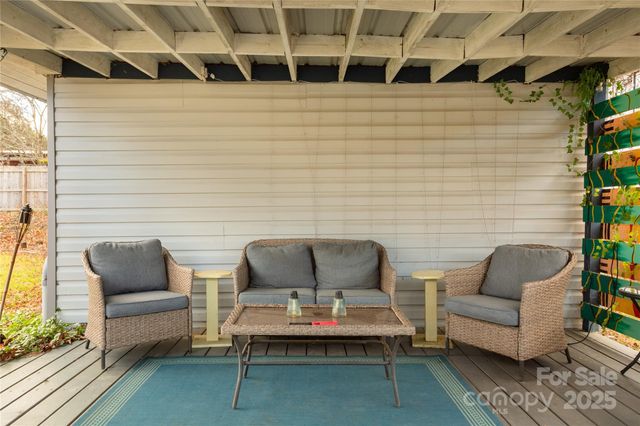 333 Oakview Park Road, Asheville, NC 28803