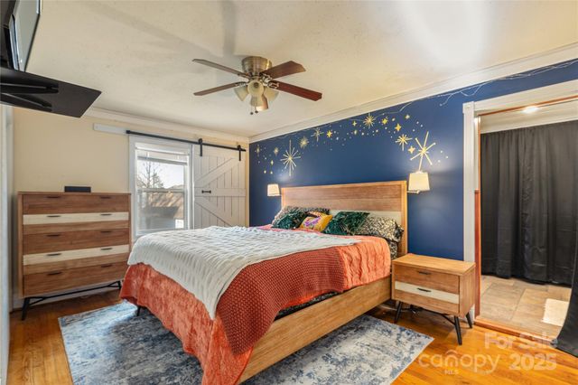 333 Oakview Park Road, Asheville, NC 28803