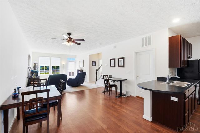 7460 Victoria Falls Avenue, Deerfield Twp., OH 45039