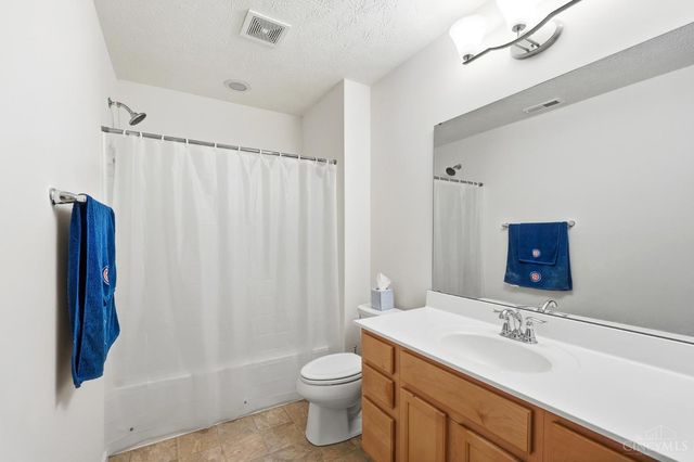 7460 Victoria Falls Avenue, Deerfield Twp., OH 45039