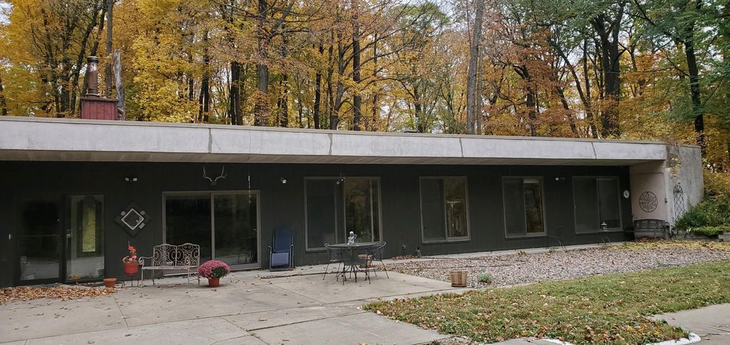 8309 County Road 19 SE, Rochester, MN 55904