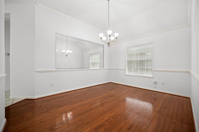 902 W Palmcrest Court, Pearland, TX 77584