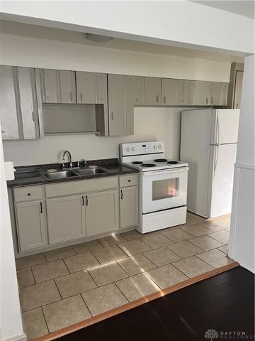 1008 W Fairview Avenue, Dayton, OH 45406