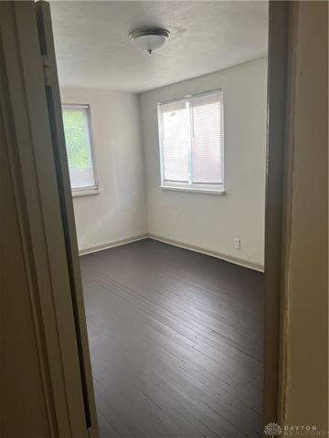 1008 W Fairview Avenue, Dayton, OH 45406