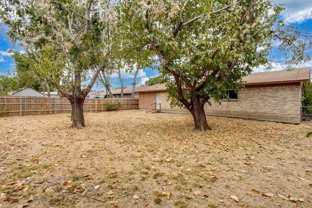 5728 Emerson Drive, Watauga, TX 76148