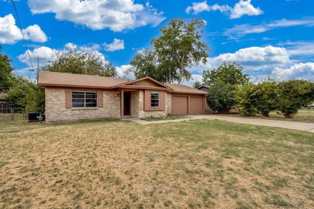 5728 Emerson Drive, Watauga, TX 76148