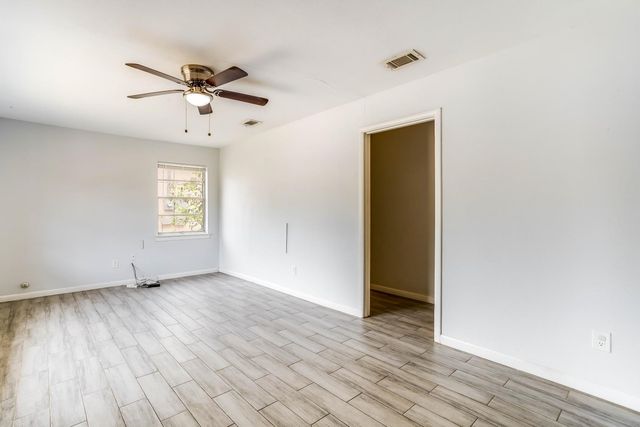 5728 Emerson Drive, Watauga, TX 76148