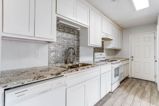5728 Emerson Drive, Watauga, TX 76148