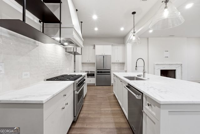 215 3rd Street, Fayetteville, GA 30214