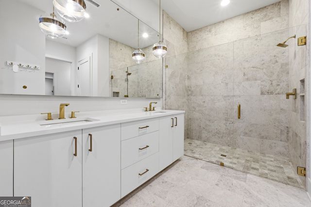 215 3rd Street, Fayetteville, GA 30214