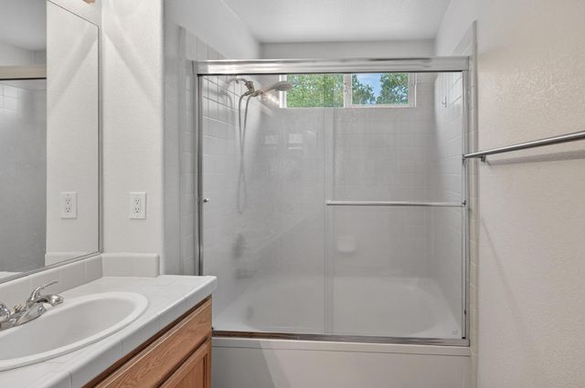 9772 Sand Hollow Way, Elk Grove, CA 95757
