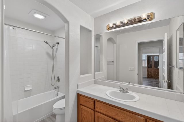 9772 Sand Hollow Way, Elk Grove, CA 95757
