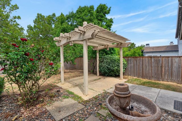 9772 Sand Hollow Way, Elk Grove, CA 95757