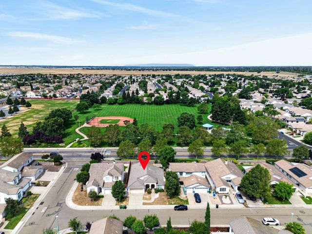 9772 Sand Hollow Way, Elk Grove, CA 95757