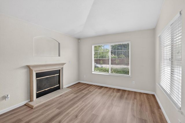 9772 Sand Hollow Way, Elk Grove, CA 95757