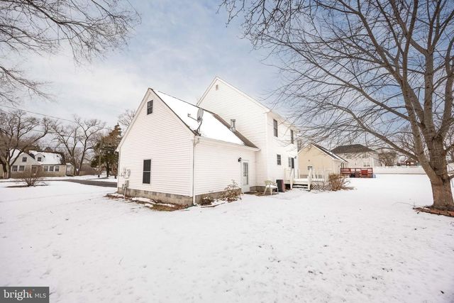 633 E MAIN ST, Fruitland, MD 21826