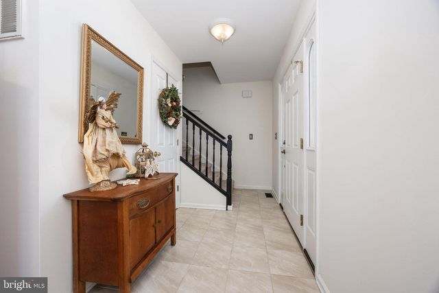 633 E MAIN ST, Fruitland, MD 21826