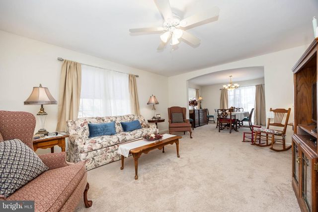 633 E MAIN ST, Fruitland, MD 21826