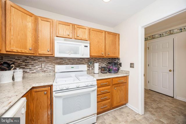 633 E MAIN ST, Fruitland, MD 21826