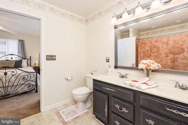 633 E MAIN ST, Fruitland, MD 21826