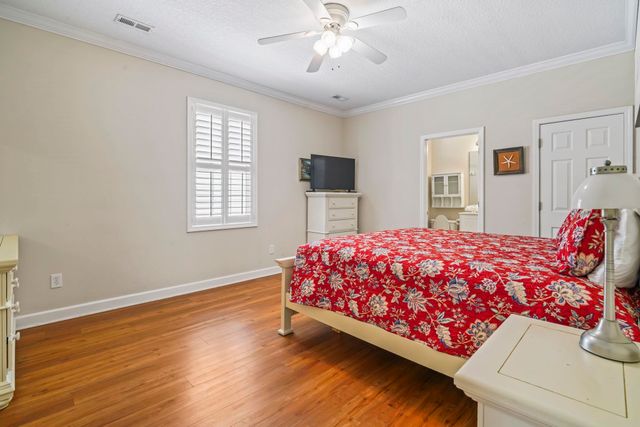 526 7th Ave. S, North Myrtle Beach, SC 29582