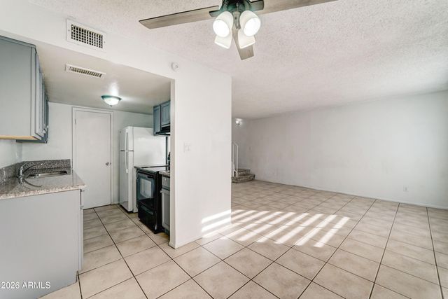 5202 N 42ND Drive, Phoenix, AZ 85019