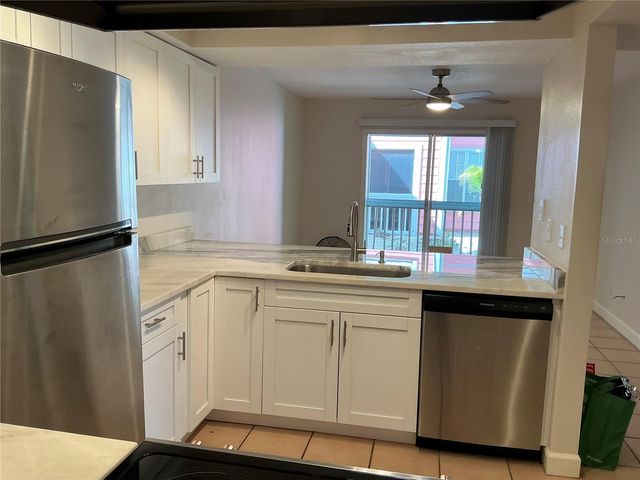 3002 W CLEVELAND STREET B4, Tampa, FL 33609