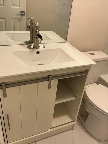 3002 W CLEVELAND STREET B4, Tampa, FL 33609