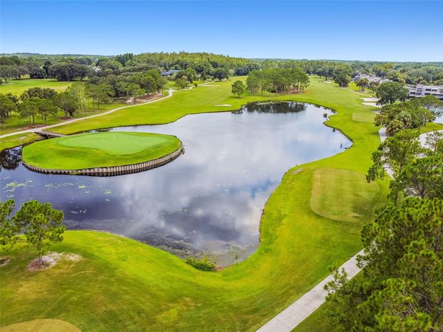 13934 CLUBHOUSE CIRCLE 8, Tampa, FL 33618