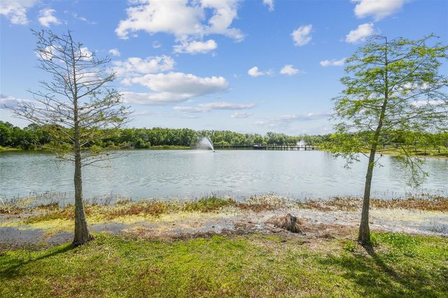 13934 CLUBHOUSE CIRCLE 8, Tampa, FL 33618