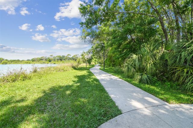 13934 CLUBHOUSE CIRCLE 8, Tampa, FL 33618