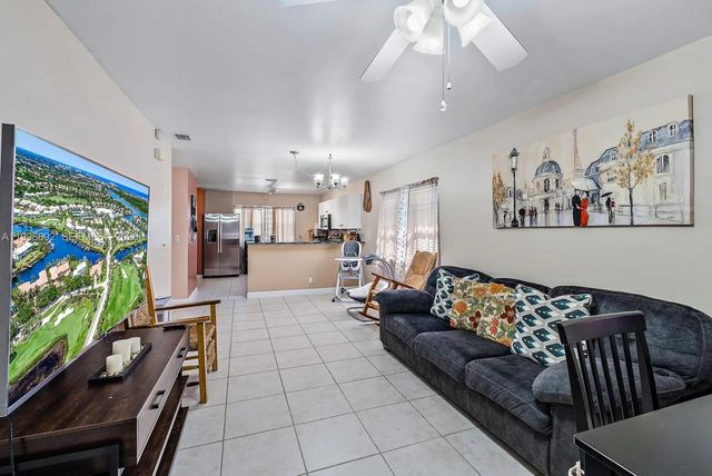 1303 W 6th St, Riviera Beach, FL 33404