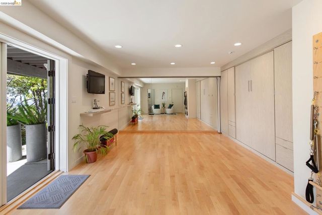 2 2 Gravatt Drive, Berkeley, CA 94705