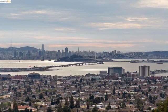 2 2 Gravatt Drive, Berkeley, CA 94705