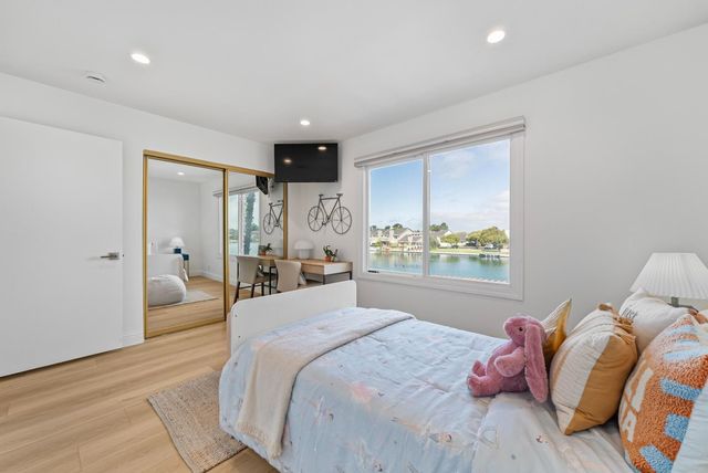 707 Santa Cruz Lane, Foster City, CA 94404