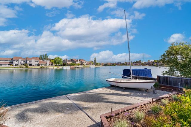 707 Santa Cruz Lane, Foster City, CA 94404